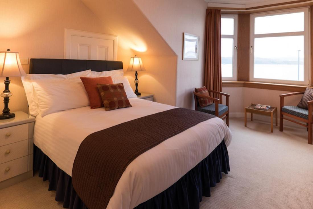 The Cedars Guest House Dunoon Exterior photo
